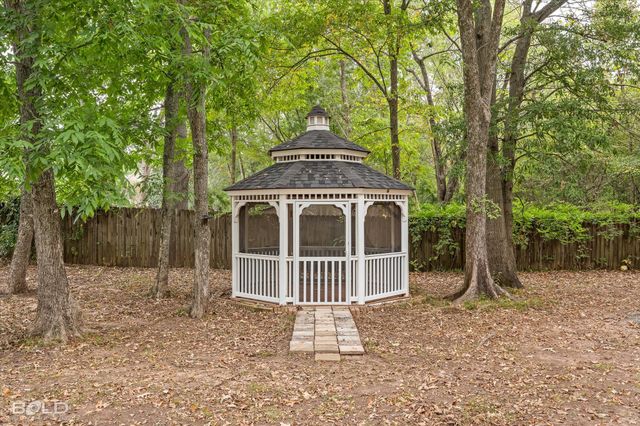 122 Dogwood South Lane, Haughton, LA 71037