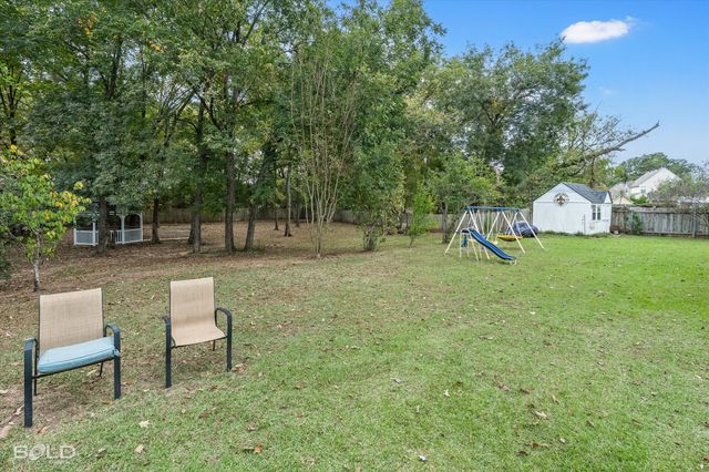 122 Dogwood South Lane, Haughton, LA 71037