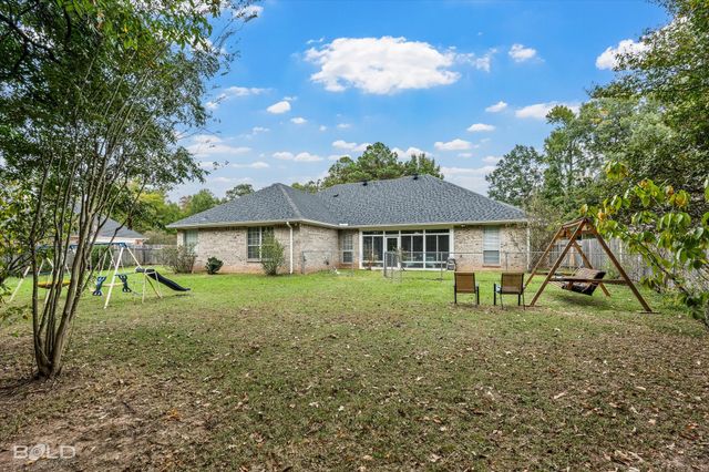 122 Dogwood South Lane, Haughton, LA 71037