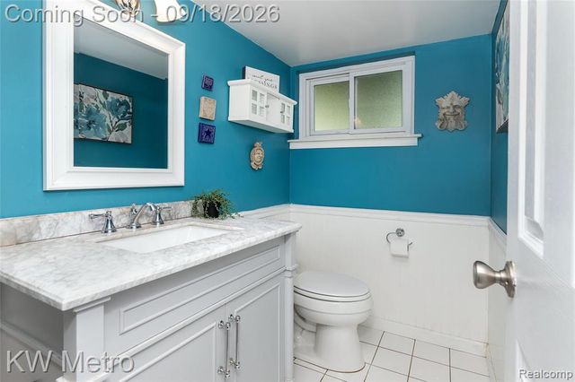 595 Shenandoah Drive, Clawson, MI 48017