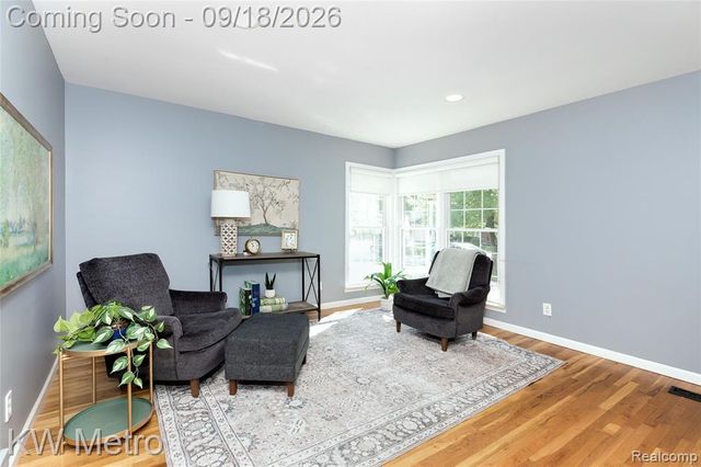 595 Shenandoah Drive, Clawson, MI 48017