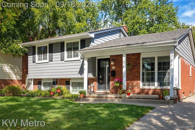595 Shenandoah Drive, Clawson, MI 48017
