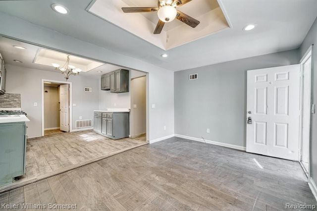 24357 Lauren Avenue, Warren, MI 48089