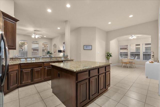 109 Hawke Bay Lane, Friendswood, TX 77546