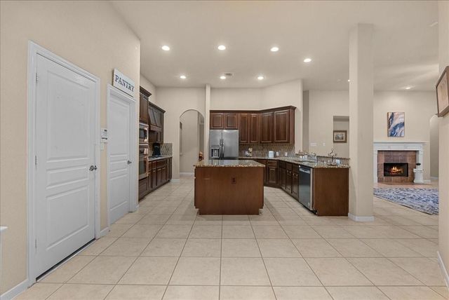 109 Hawke Bay Lane, Friendswood, TX 77546