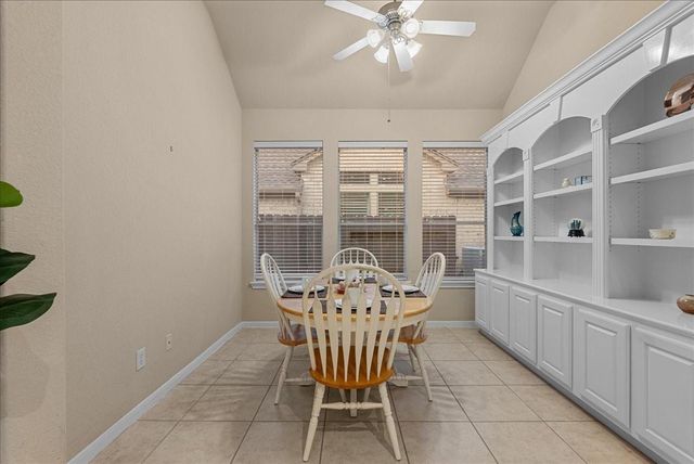 109 Hawke Bay Lane, Friendswood, TX 77546