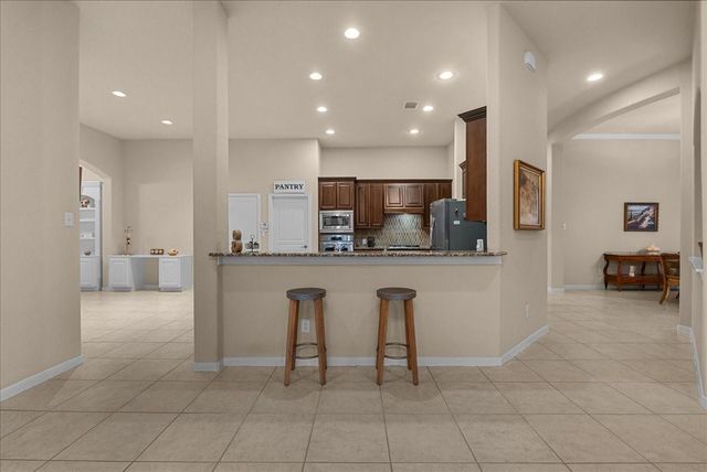 109 Hawke Bay Lane, Friendswood, TX 77546