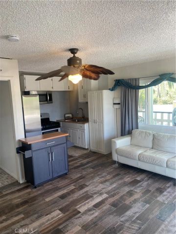 808 Orchard Drive B, Redlands, CA 92374