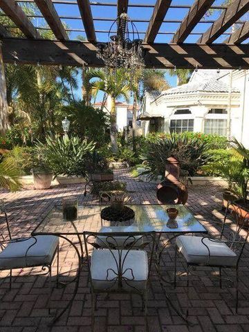 2507 S Indian River Drive, Fort Pierce, FL 34950
