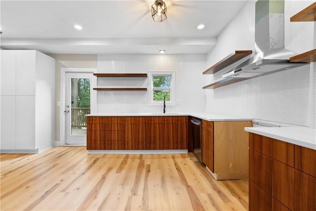 505 GARFIELD Avenue, Kansas City, MO 64124