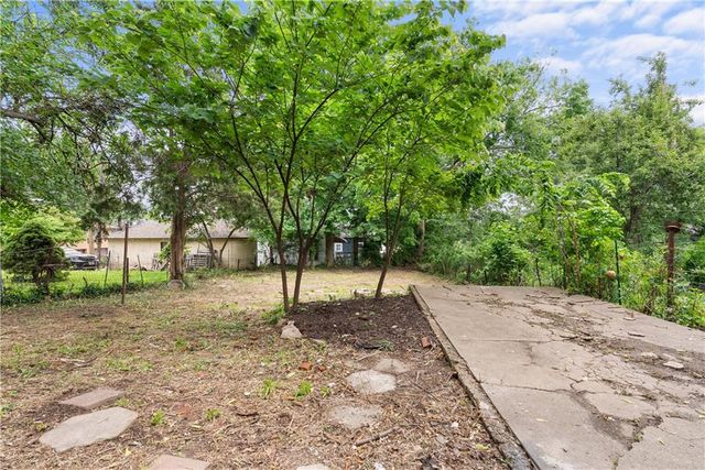 505 GARFIELD Avenue, Kansas City, MO 64124
