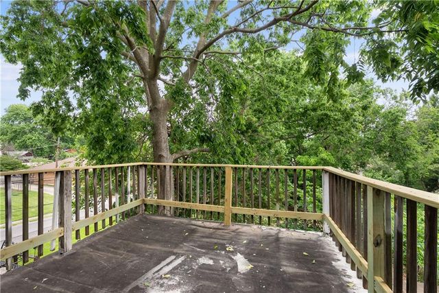 505 GARFIELD Avenue, Kansas City, MO 64124