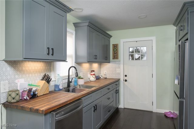 114 Russell Avenue, Niles, OH 44446