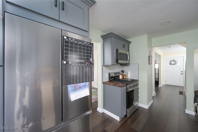 114 Russell Avenue, Niles, OH 44446