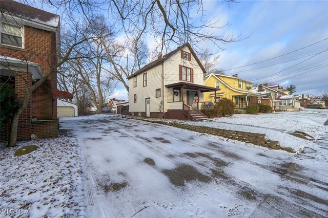 114 Russell Avenue, Niles, OH 44446