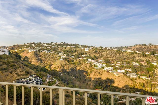 1888 N Crescent Heights Boulevard, Los Angeles, CA 90069