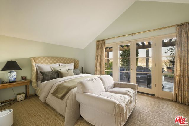 1888 N Crescent Heights Boulevard, Los Angeles, CA 90069