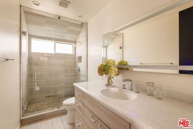 1888 N Crescent Heights Boulevard, Los Angeles, CA 90069