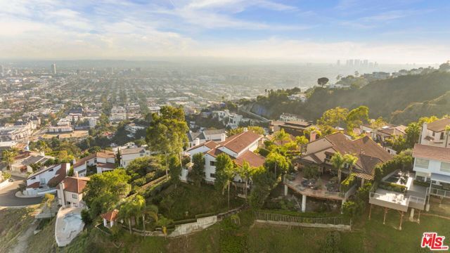 1888 N Crescent Heights Boulevard, Los Angeles, CA 90069