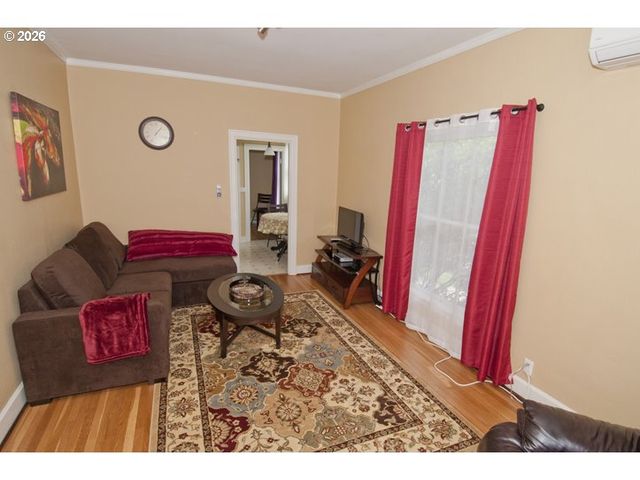 2356 Nw WESTOVER Rd, Portland, OR 97210