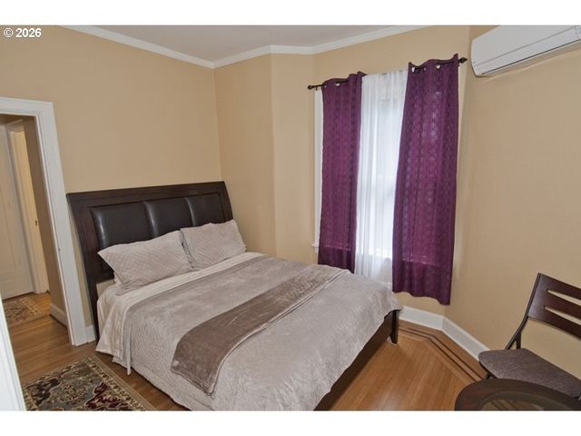 2356 Nw WESTOVER Rd, Portland, OR 97210