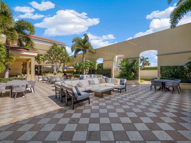 701 S Olive Avenue 2117, West Palm Beach, FL 33401