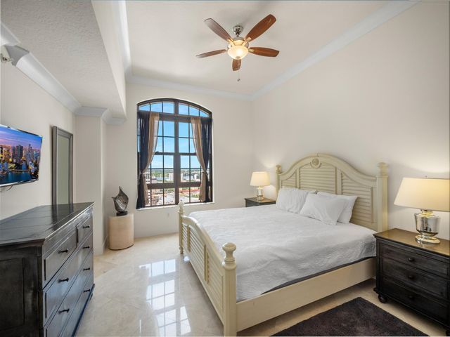 701 S Olive Avenue 2117, West Palm Beach, FL 33401