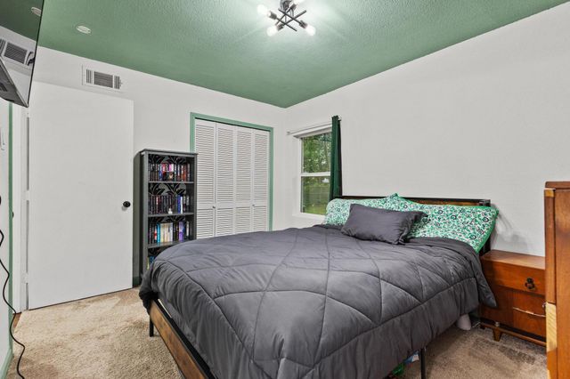 1807 W Belden Street, Sherman, TX 75092