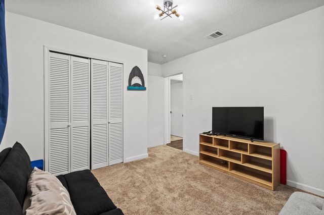 1807 W Belden Street, Sherman, TX 75092
