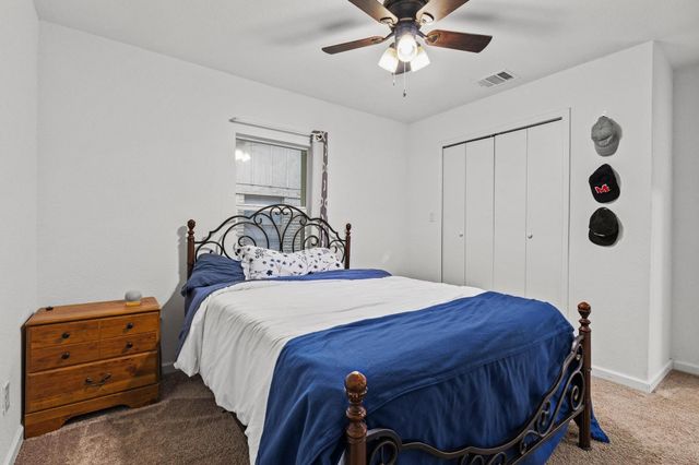 1807 W Belden Street, Sherman, TX 75092