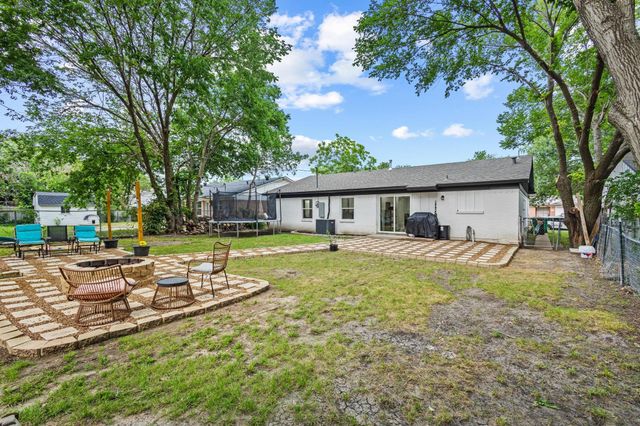 1807 W Belden Street, Sherman, TX 75092