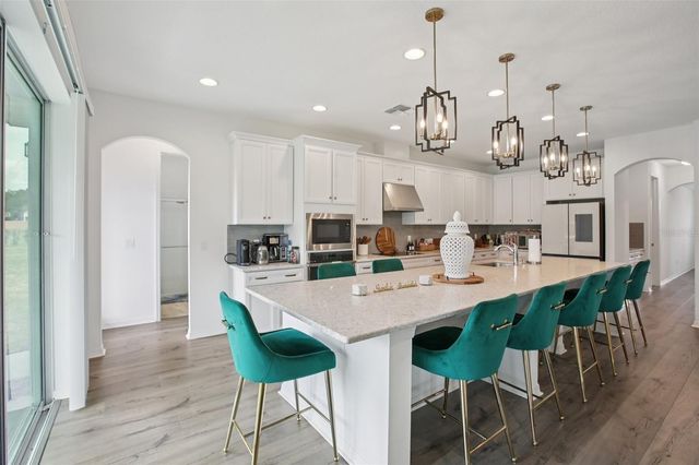 9508 PYRENEES PLACE, Seffner, FL 33584