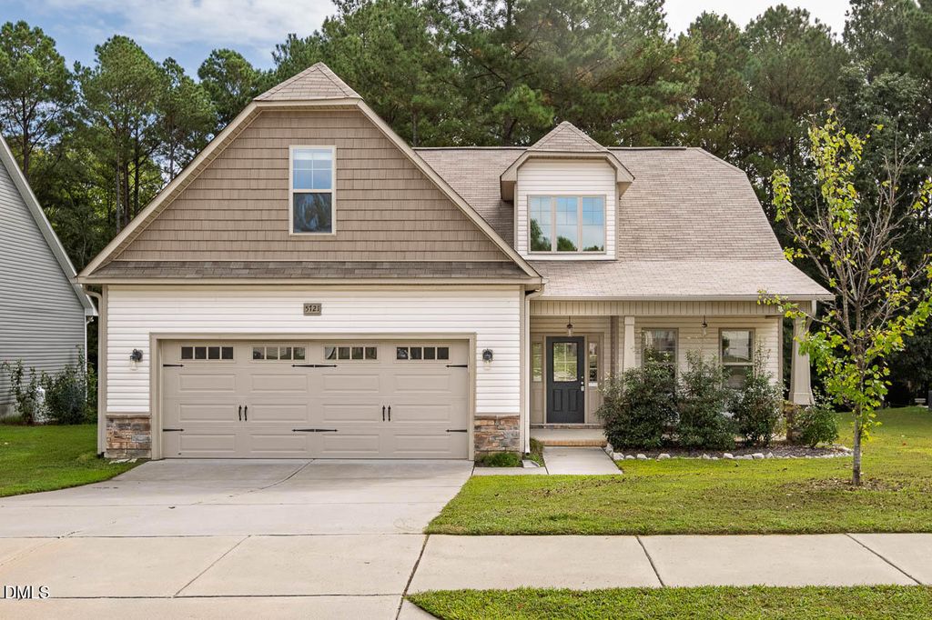 5721 Satinwood Drive, Clayton, NC 27520