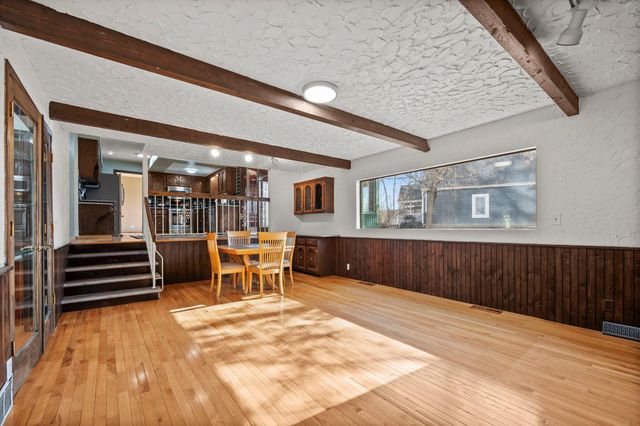 18725 28th Avenue N, Plymouth, MN 55447