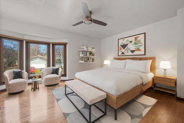 18725 28th Avenue N, Plymouth, MN 55447