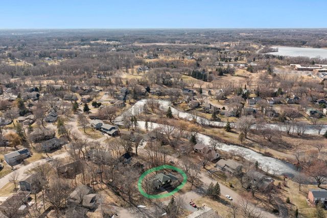 18725 28th Avenue N, Plymouth, MN 55447