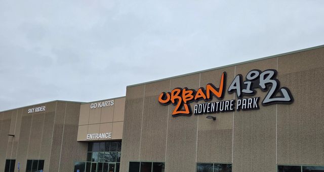 18725 28th Avenue N, Plymouth, MN 55447