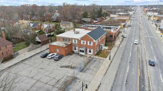 16625 Grand River Avenue, Detroit, MI 48227