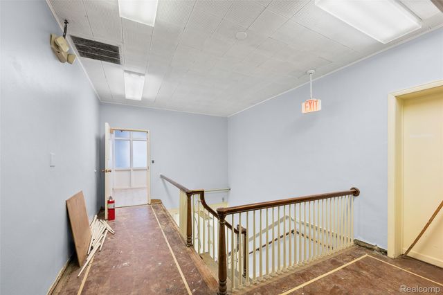 16625 Grand River Avenue, Detroit, MI 48227