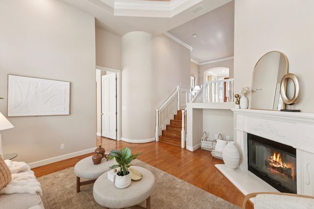 862 E Angela St, Pleasanton, CA 94566