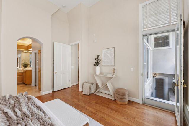 862 E Angela St, Pleasanton, CA 94566