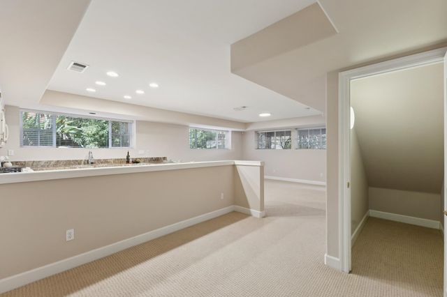 862 E Angela St, Pleasanton, CA 94566