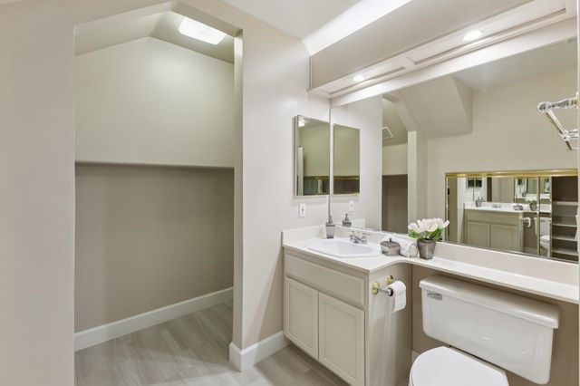 862 E Angela St, Pleasanton, CA 94566