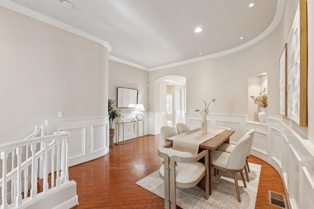 862 E Angela St, Pleasanton, CA 94566