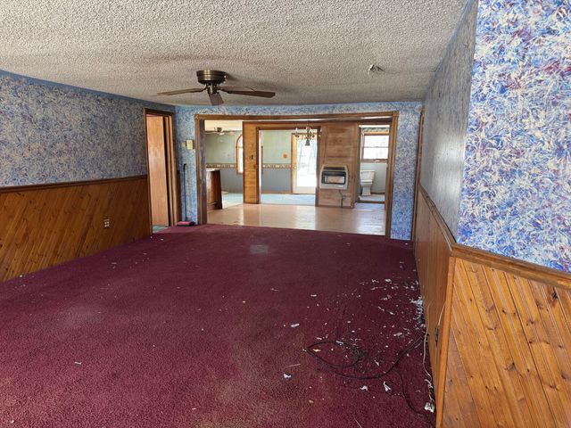 8921 S Main Street, Ora, IN 46968