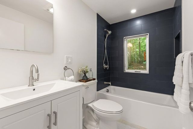 62 Edgewood Rd, Concord, MA 01742