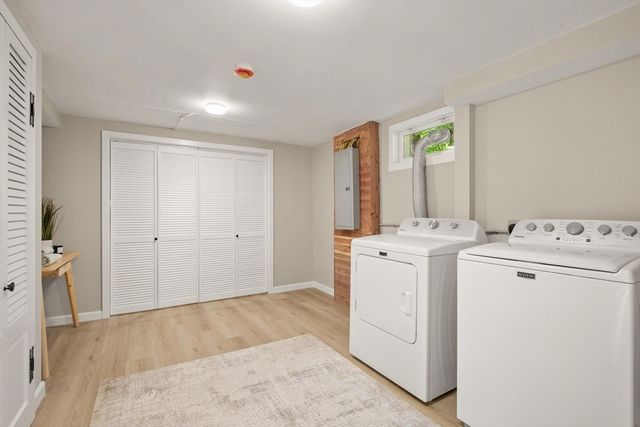 62 Edgewood Rd, Concord, MA 01742