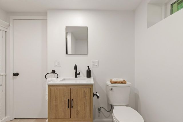 62 Edgewood Rd, Concord, MA 01742