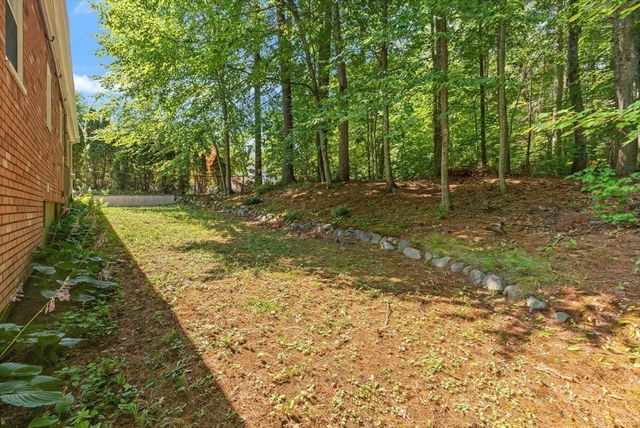 62 Edgewood Rd, Concord, MA 01742