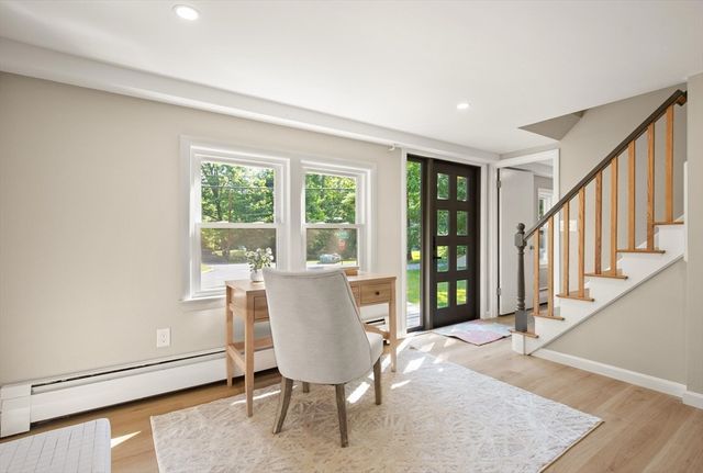 62 Edgewood Rd, Concord, MA 01742